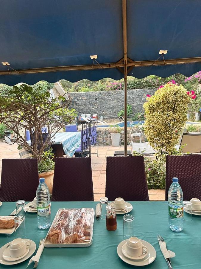 Villa Charles - Ile De Gorée エクステリア 写真